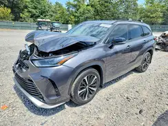 5TDJZRBHXNS197961 2022 TOYOTA HIGHLANDER