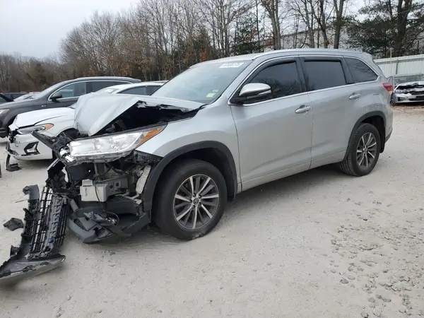 5TDJZRFH0HS375732 2017 TOYOTA HIGHLANDER - Image 1