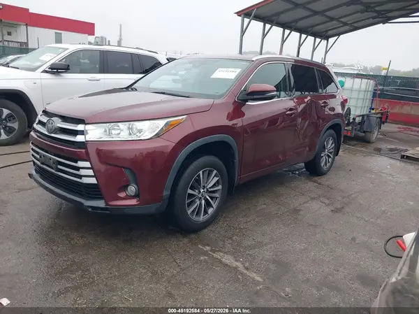 5TDJZRFH0HS379392 2017 TOYOTA HIGHLANDER - Image 2