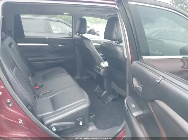 5TDJZRFH0HS379392 2017 TOYOTA HIGHLANDER - Image 8