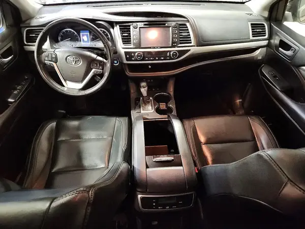 5TDJZRFH0HS389212 2017 TOYOTA HIGHLANDER - Image 8