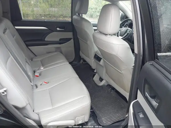 5TDJZRFH0HS407692 2017 TOYOTA HIGHLANDER - Image 8