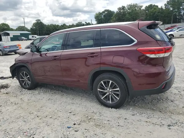 5TDJZRFH0HS410785 2017 TOYOTA HIGHLANDER - Image 2