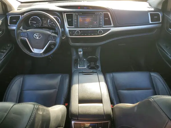 5TDJZRFH0HS415291 2017 TOYOTA HIGHLANDER - Image 8
