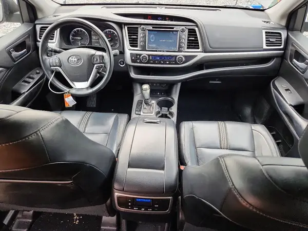 5TDJZRFH0HS419762 2017 TOYOTA HIGHLANDER - Image 8