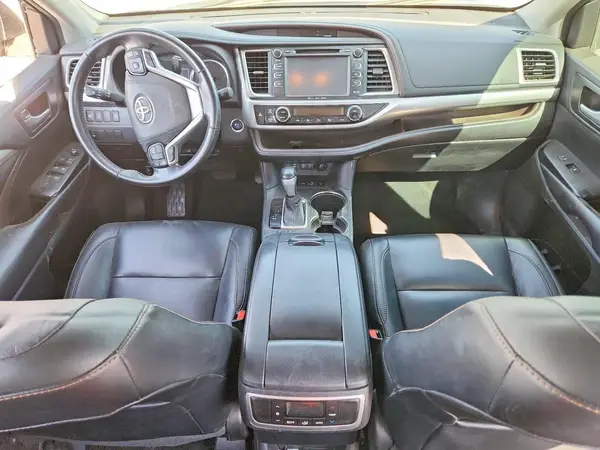5TDJZRFH0HS429921 2017 TOYOTA HIGHLANDER - Image 8