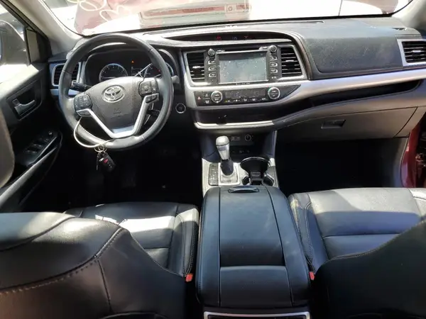 5TDJZRFH0HS442071 2017 TOYOTA HIGHLANDER - Image 8