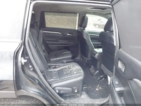5TDJZRFH0HS449120 2017 TOYOTA HIGHLANDER - Image 8