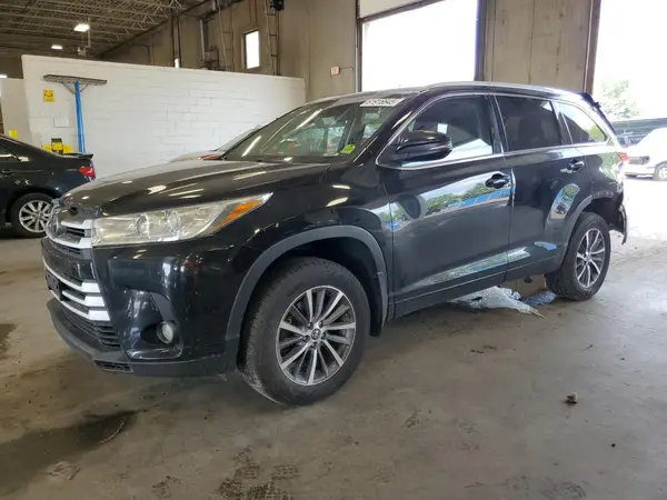 5TDJZRFH0HS455595 2017 TOYOTA HIGHLANDER - Image 1