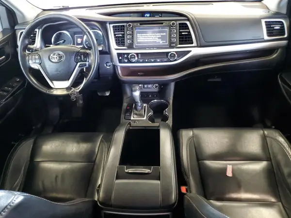 5TDJZRFH0HS455595 2017 TOYOTA HIGHLANDER - Image 8