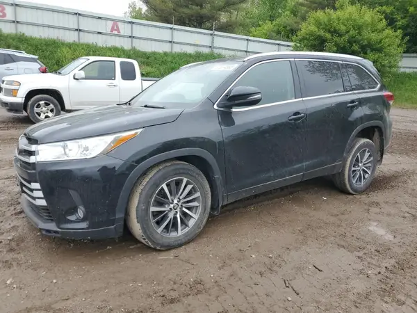 5TDJZRFH0HS461378 2017 TOYOTA HIGHLANDER - Image 1