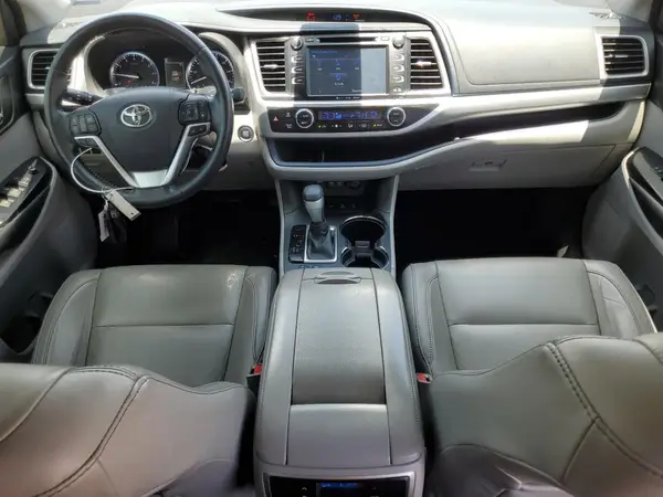 5TDJZRFH0HS467343 2017 TOYOTA HIGHLANDER - Image 8
