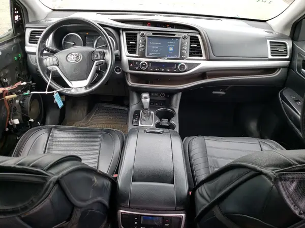 5TDJZRFH0HS468444 2017 TOYOTA HIGHLANDER - Image 8