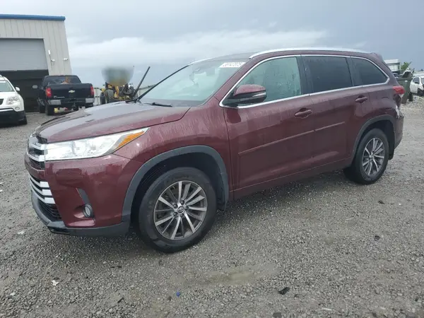 5TDJZRFH0HS468542 2017 TOYOTA HIGHLANDER - Image 1