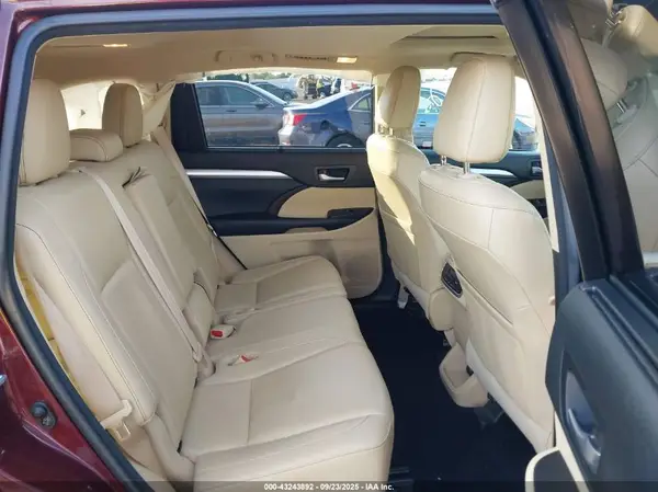 5TDJZRFH0HS475572 2017 TOYOTA HIGHLANDER - Image 8