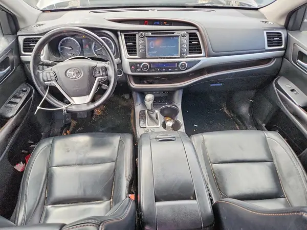 5TDJZRFH0HS508442 2017 TOYOTA HIGHLANDER - Image 8