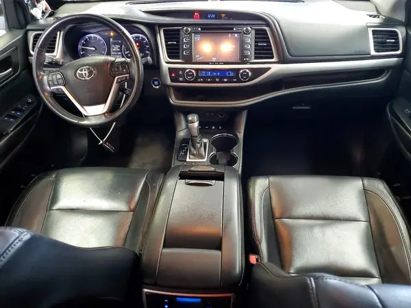 5TDJZRFH0HS511535 2017 TOYOTA HIGHLANDER - Image 8