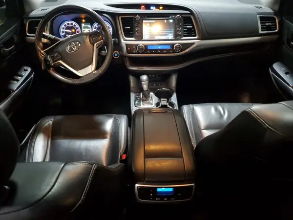 5TDJZRFH0HS515309 2017 TOYOTA HIGHLANDER - Image 8