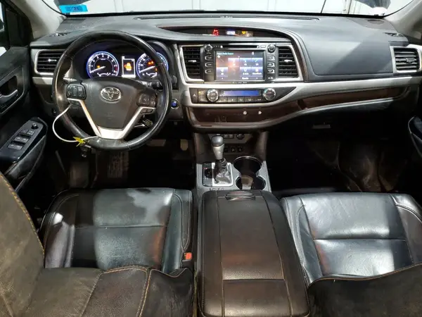 5TDJZRFH0HS518551 2017 TOYOTA HIGHLANDER - Image 8