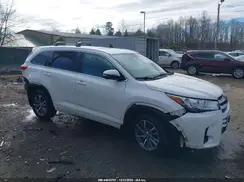 5TDJZRFH0HS519019 2017 TOYOTA HIGHLANDER