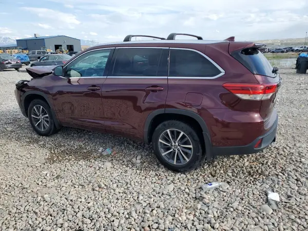 5TDJZRFH0JS496038 2018 TOYOTA HIGHLANDER - Image 2