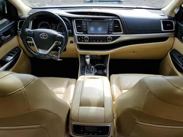 5TDJZRFH0JS499604 2018 TOYOTA HIGHLANDER - Image 8