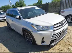 5TDJZRFH0JS526249 2018 TOYOTA HIGHLANDER