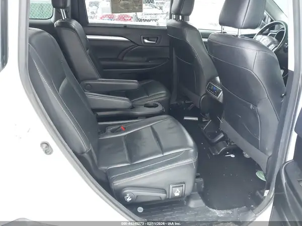 5TDJZRFH0JS541074 2018 TOYOTA HIGHLANDER - Image 8