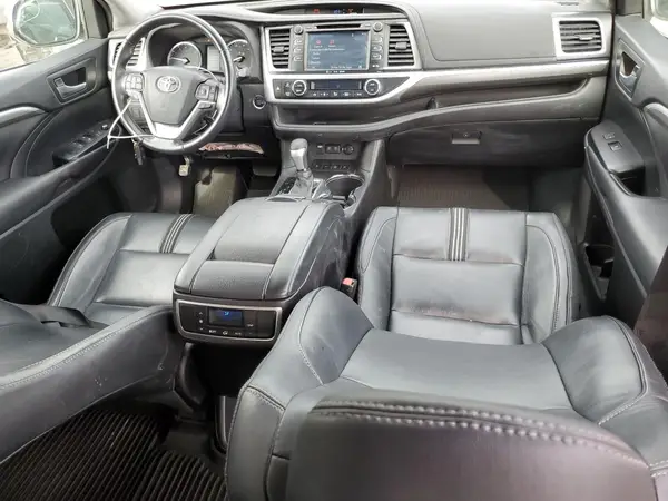 5TDJZRFH0JS541219 2018 TOYOTA HIGHLANDER - Image 8