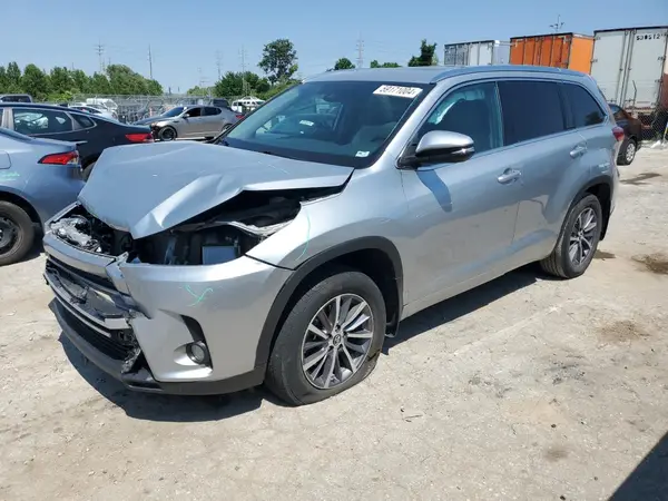 5TDJZRFH0JS553399 2018 TOYOTA HIGHLANDER - Image 1