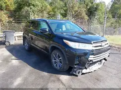 5TDJZRFH0JS825904 2018 TOYOTA HIGHLANDER