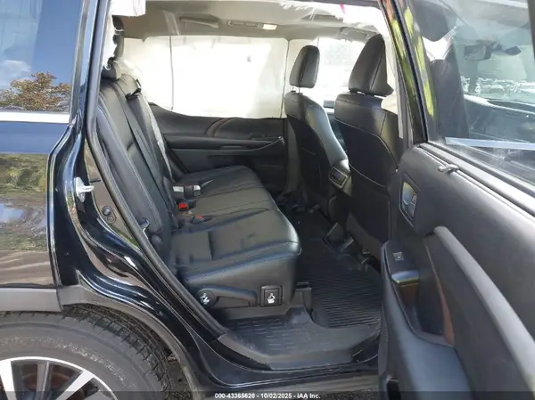 5TDJZRFH0JS825904 2018 TOYOTA HIGHLANDER - Image 8