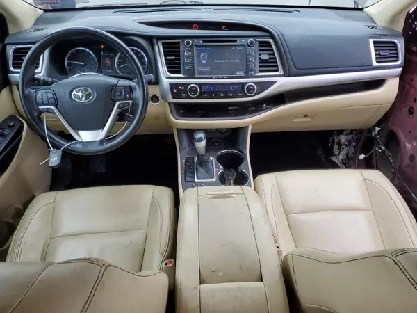 5TDJZRFH0JS857493 2018 TOYOTA HIGHLANDER - Image 8