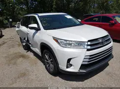 5TDJZRFH0JS858191 2018 TOYOTA HIGHLANDER