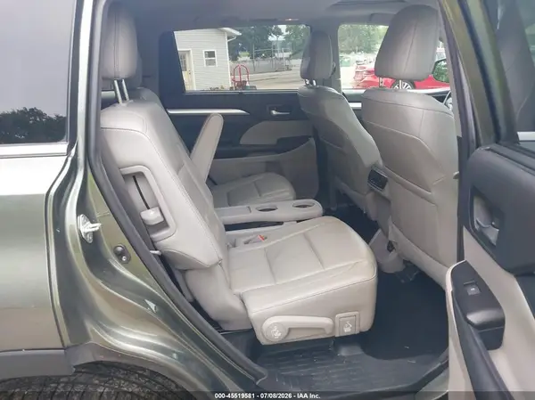 5TDJZRFH0JS866596 2018 TOYOTA HIGHLANDER - Image 8