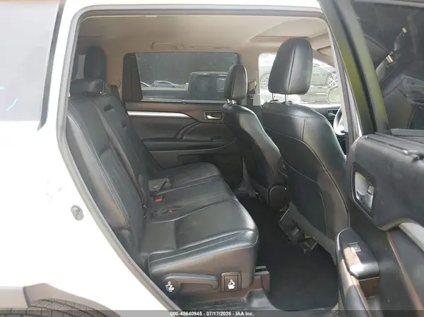 5TDJZRFH0JS869501 2018 TOYOTA HIGHLANDER - Image 8
