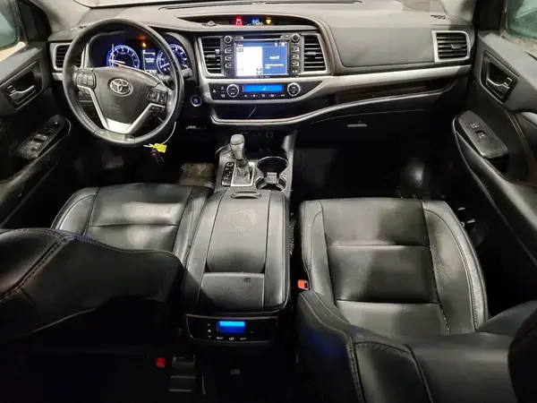 5TDJZRFH0JS875122 2018 TOYOTA HIGHLANDER - Image 8