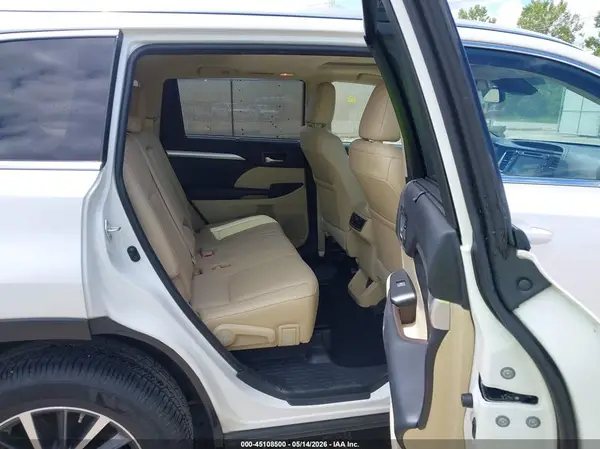 5TDJZRFH0JS912508 2018 TOYOTA HIGHLANDER - Image 8