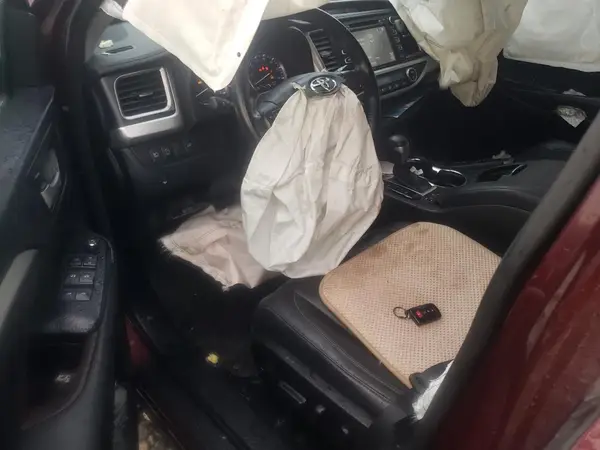 5TDJZRFH0JS912640 2018 TOYOTA HIGHLANDER - Image 8