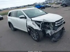 5TDJZRFH0KS564839 2019 TOYOTA HIGHLANDER