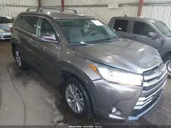 5TDJZRFH0KS571645 2019 TOYOTA HIGHLANDER