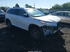 5TDJZRFH0KS576697 2019 TOYOTA HIGHLANDER