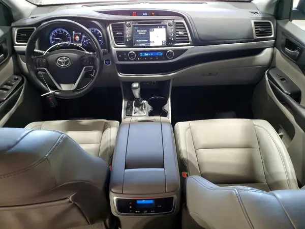 5TDJZRFH0KS578756 2019 TOYOTA HIGHLANDER - Image 8
