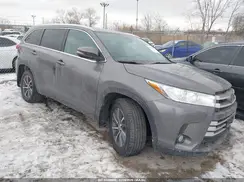 5TDJZRFH0KS589658 2019 TOYOTA HIGHLANDER