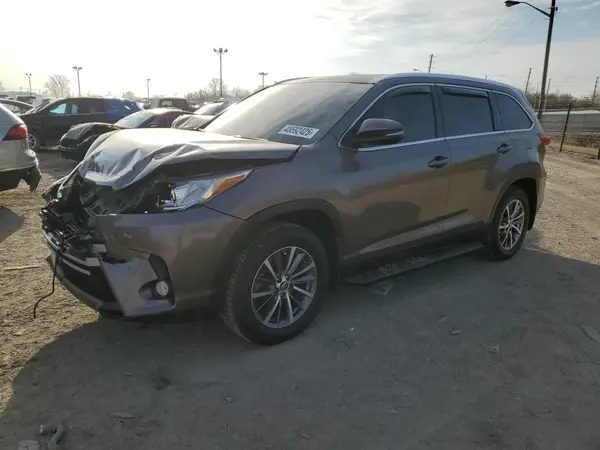 5TDJZRFH0KS593015 2019 TOYOTA HIGHLANDER - Image 1