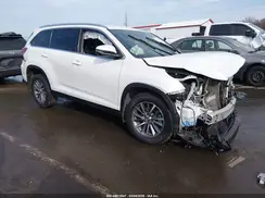 5TDJZRFH0KS596044 2019 TOYOTA HIGHLANDER