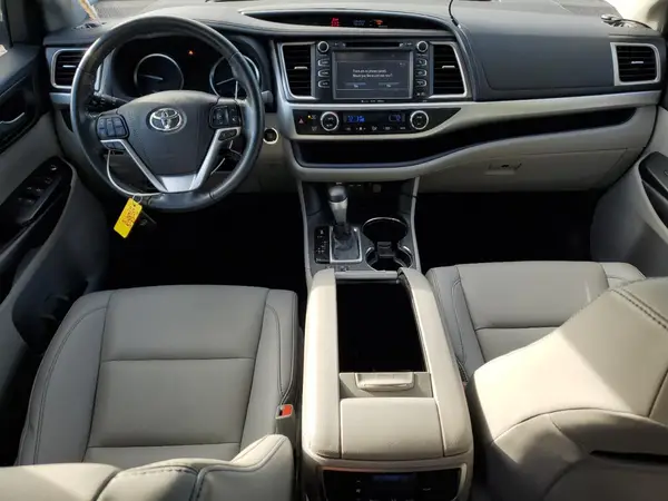 5TDJZRFH0KS602683 2019 TOYOTA HIGHLANDER - Image 8