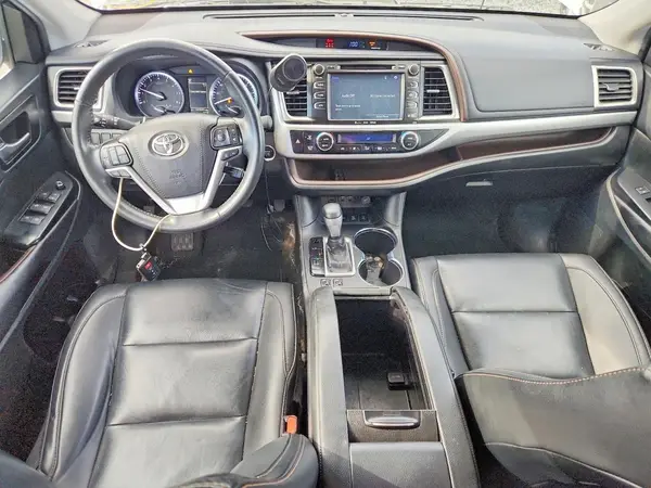 5TDJZRFH0KS607589 2019 TOYOTA HIGHLANDER - Image 8