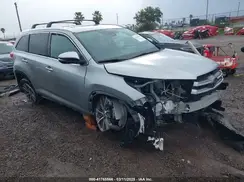 5TDJZRFH0KS608855 2019 TOYOTA HIGHLANDER