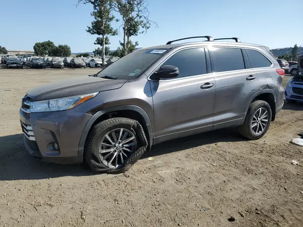 5TDJZRFH0KS612839 2019 TOYOTA HIGHLANDER - Image 1